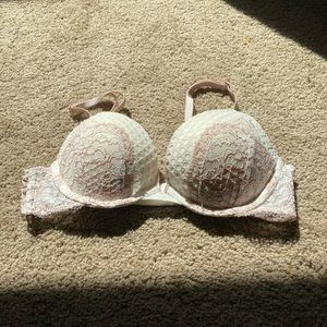 Pink/cream push up bra